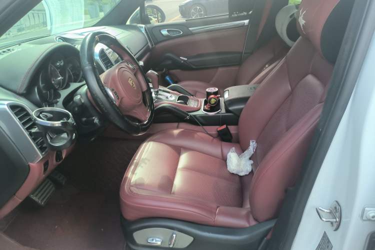 Used Porsche Cayenne  Left Front Seat