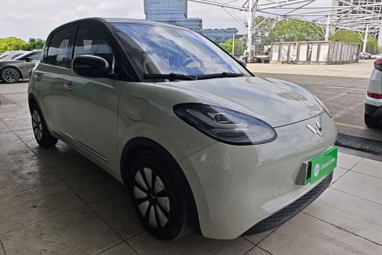 Used Wuling Bingo 2023 333 km Lingxi Connected Version
