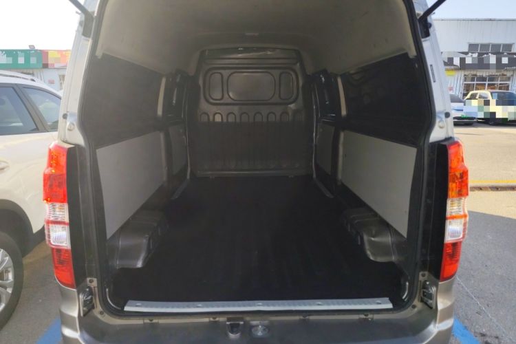 Used Jinbei New Hiace X30L 2021 1.5L Wealth Van Non-Air-Conditioned Version China VI Standard SWC15M
