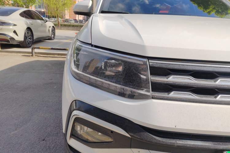 Used Volkswagen T-Cross 2020 280TSI DSG Comfort Edition Right Front Headlight