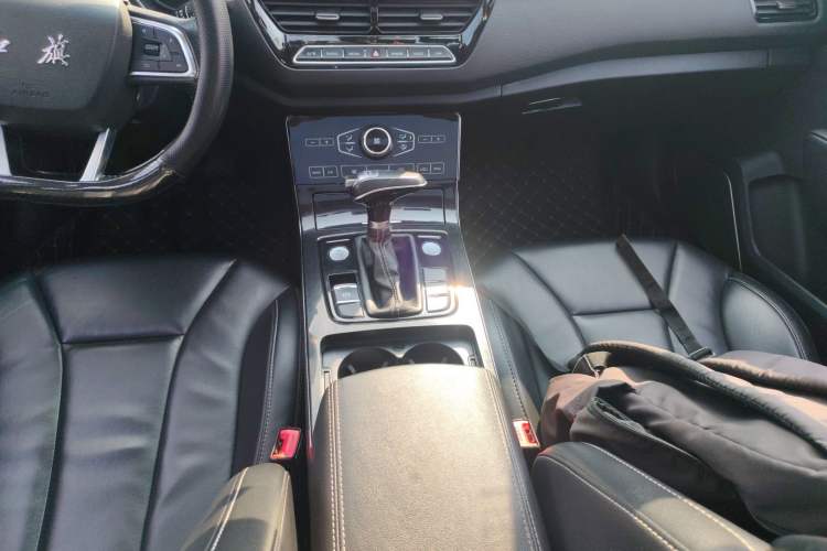 Used Hongqi H5 2018 30TD Dynamic Edition Gear Lever