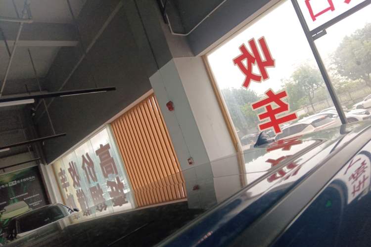 Used ORA Good Cat 2022 Morandi Edition 400km Standard Range Premium Version Lithium Iron Phosphate