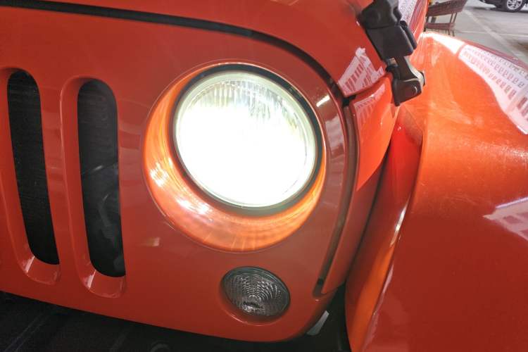 Used Jeep Wrangler 2015 3.0L Sahara Four-Door Edition