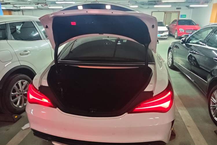 Used Mercedes-Benz CLA 2018 CLA 200 Style Edition Trunk