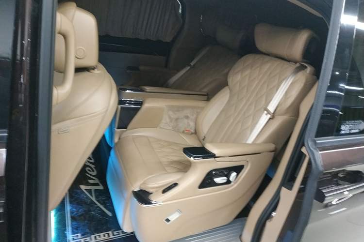 Used Buick GL8 2021 ES Land Cruiser 653T Luxury Edition
