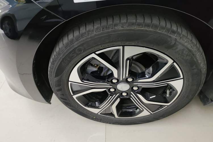 Used Hongqi E-QM5 2023 Revised Version Basic Travel Edition