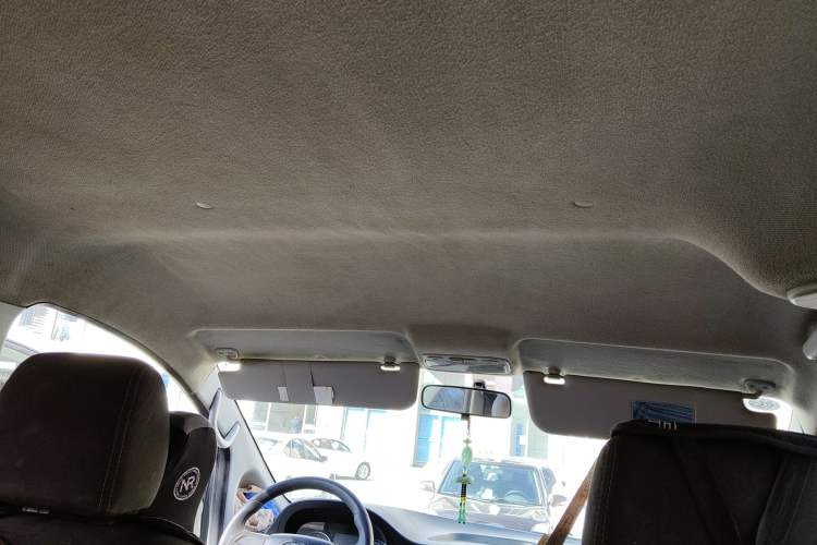 Used JAC Refine M3 2016 IKEA Edition 1.6L Luxury Smart Model Headliner