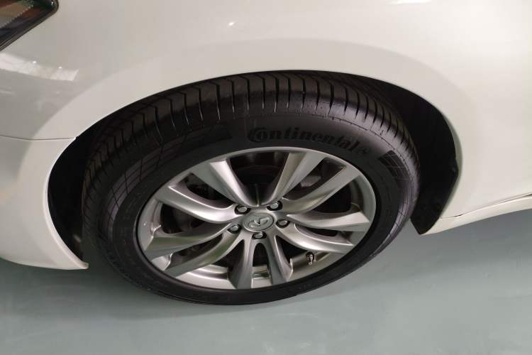 Used Infiniti Q70 2015 Q70L 2.5L Elite Edition