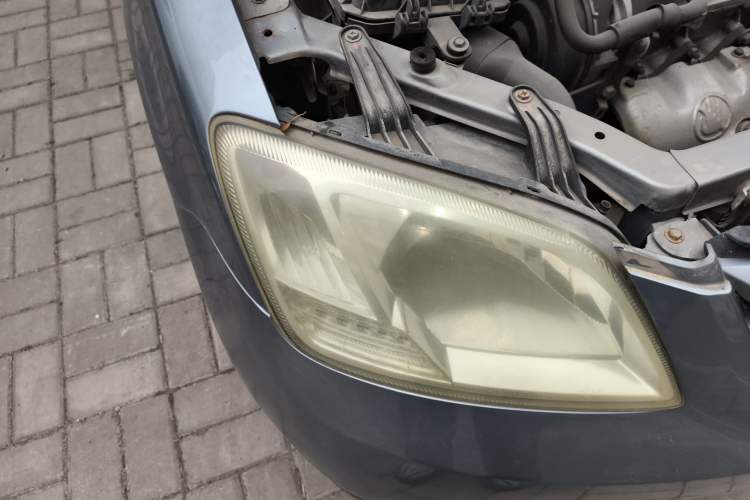 Used FAW Xiali N5 2011 1.0L Manual Standard Edition Right Front Headlight