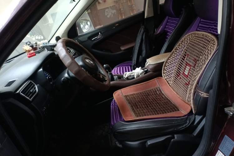 Used Dongfeng Fengon 580 2016 1.5T Manual Luxury Edition
