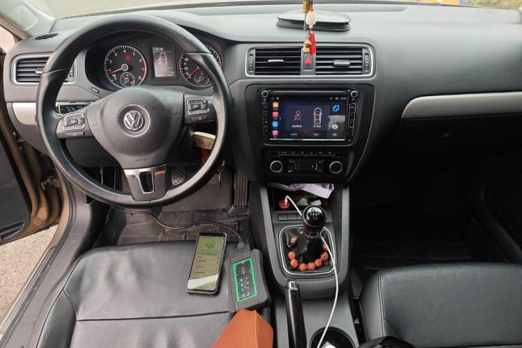 Used Volkswagen Sagitar 2014 Revised Version 1.4TSI Manual Luxury Edition
