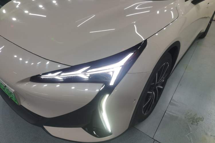 Used ARCFOX Alpha S5 2024 708MAX 200kW
