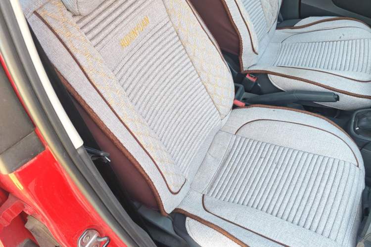 Used Skoda Rapid Spaceback 2014 1.6L Automatic Enjoyment Edition Right Front Seat