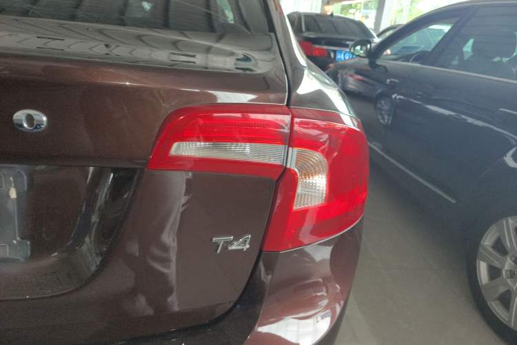 Used Volvo S60 2017 S60L T4 Smart Range Edition Right Rear Taillight