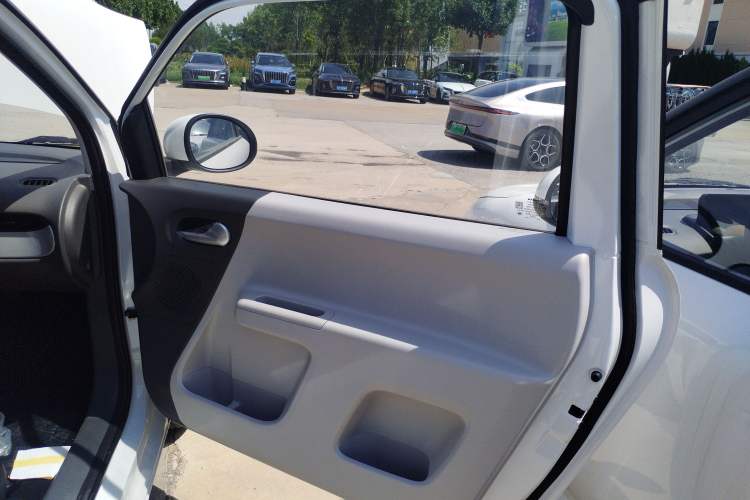 Used CHANGAN Lumin 2023 205km Xiangqin Version Interior 5