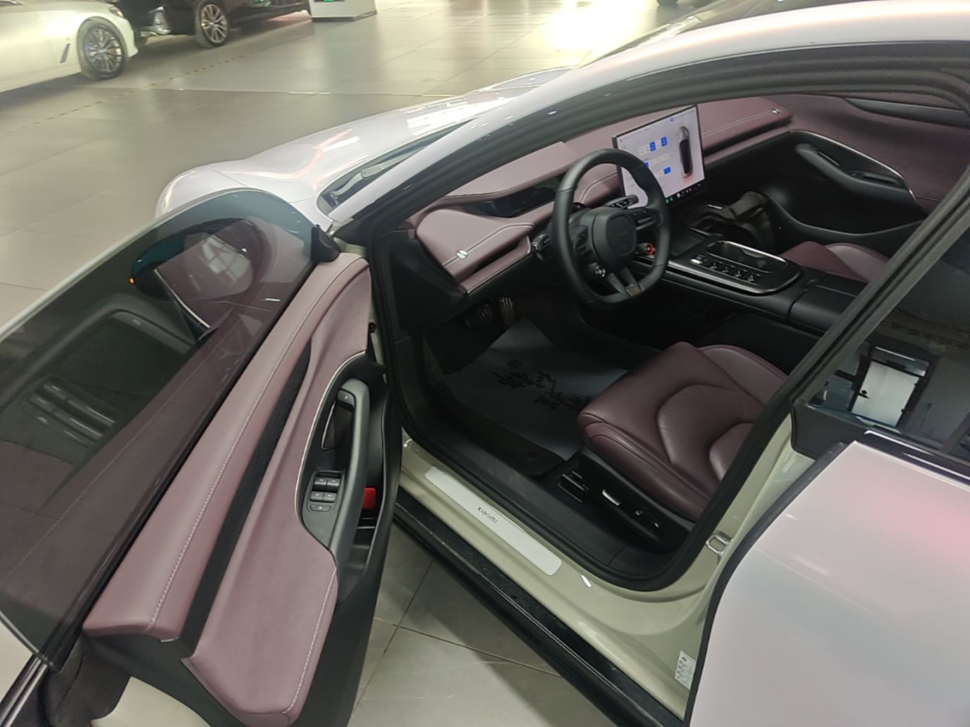 Xiaomi Auto SU7 2024 Rear-Drive Ultra-Long Range Advanced Pro-Level Intelligent Driving Version — снимка 18