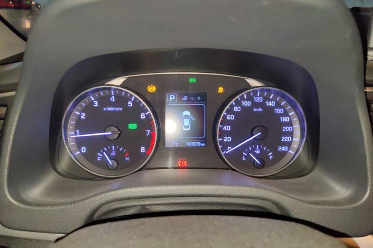 Used Hyundai Elantra (6th Generation / Lingdong) 2016 1.6L Automatic ZhiXuan – Elite Version
