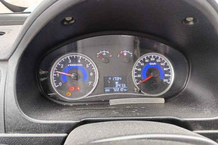 Used Dongfeng Fengon 330 2014 1.5L Manual Utility Version DK15