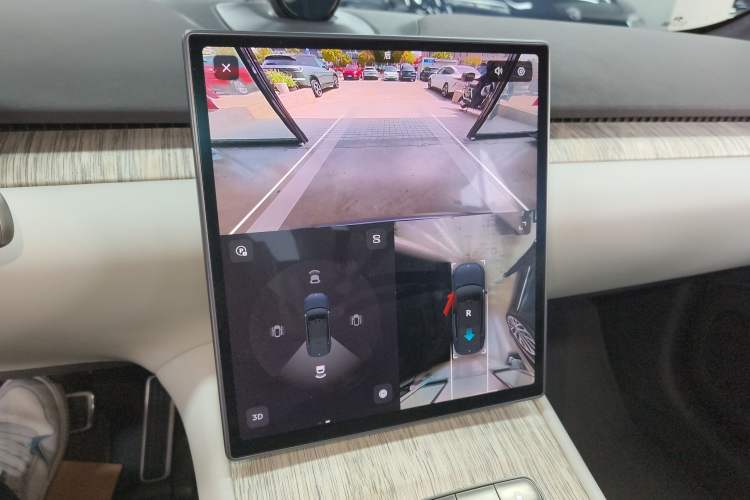 Used Nio ET7 2023 100kWh Signature Edition Audio And AC Panel