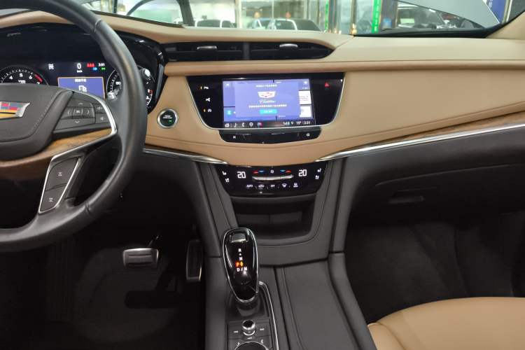 Used Cadillac XT5 2022 2.0T Four-Wheel Drive Platinum Edition