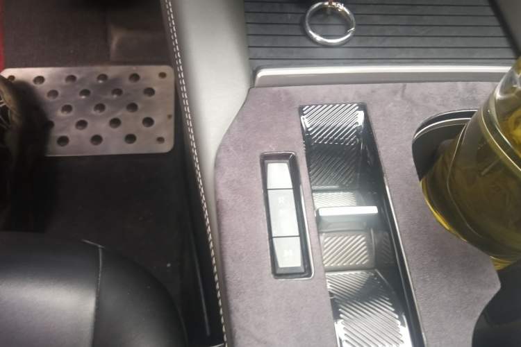 Used Citroen C5 X 2022 1.6T Extraordinary Style—Year of the Tiger New-Year Special Edition