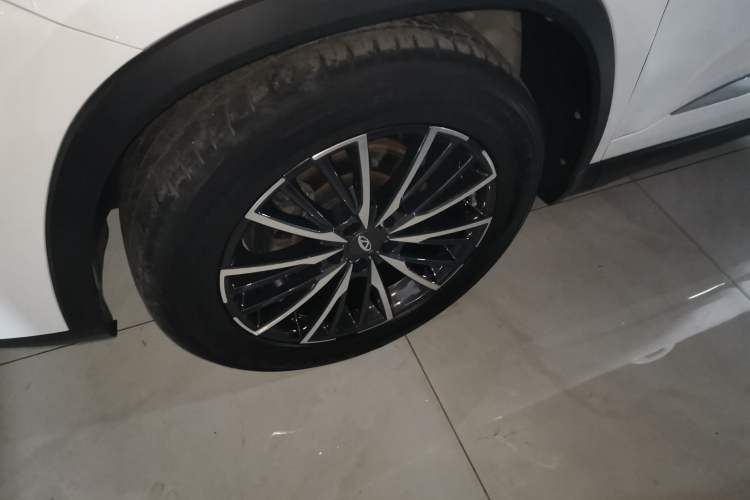 Used Chery Tiggo 8 PLUS 2021 290TGDI DCT Luxury Edition Left Front Wheel Hub