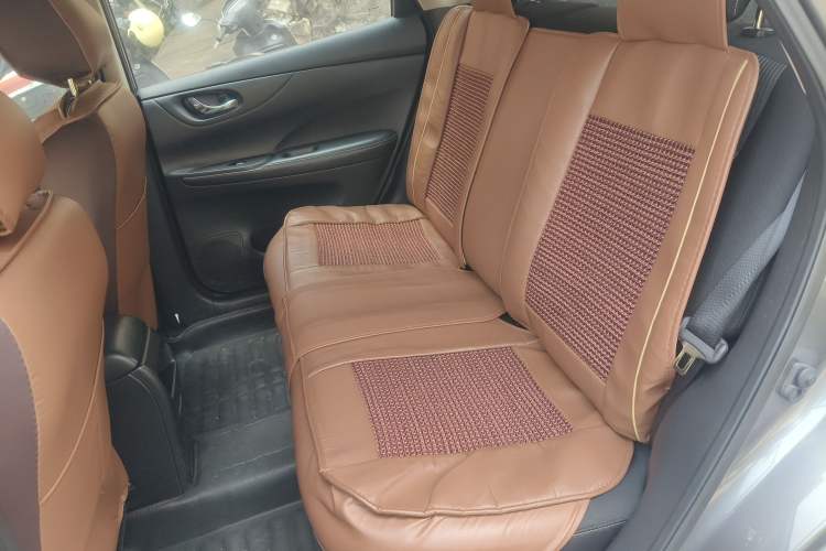 Used Nissan Tiida 2016 1.6L CVT Cool Dynamic Edition