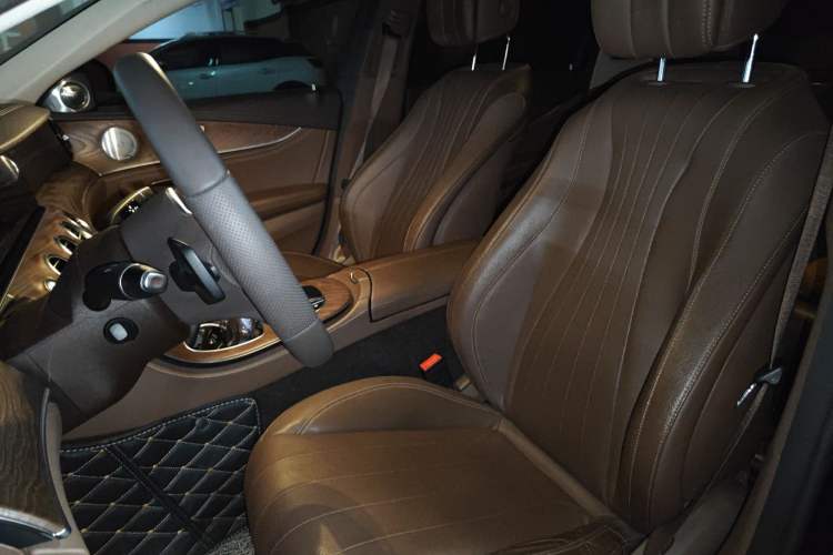 Used Mercedes-Benz E-Class 2019 Facelifted E 300 L Stylish Version