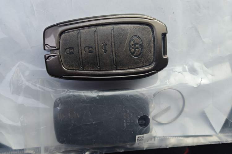 Used Toyota Highlander 2017 2.0T Four-Wheel Drive Luxury Edition 7 Seats