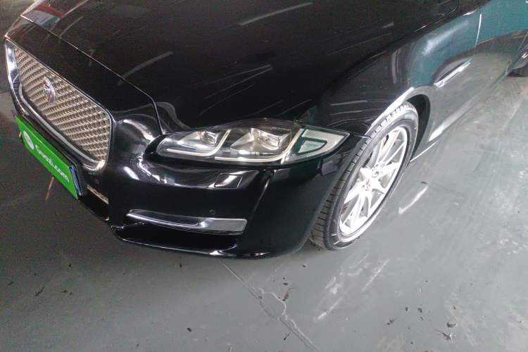 Used Jaguar XJ 2016 XJL 2.0T Two-Wheel-Drive Elegant Business Edition