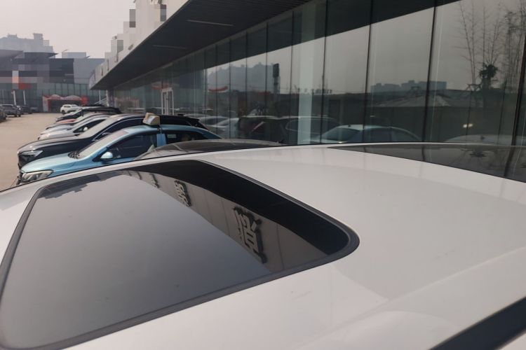 Used Honda Elysion 2022 2.0L eHEV Luxury Edition
