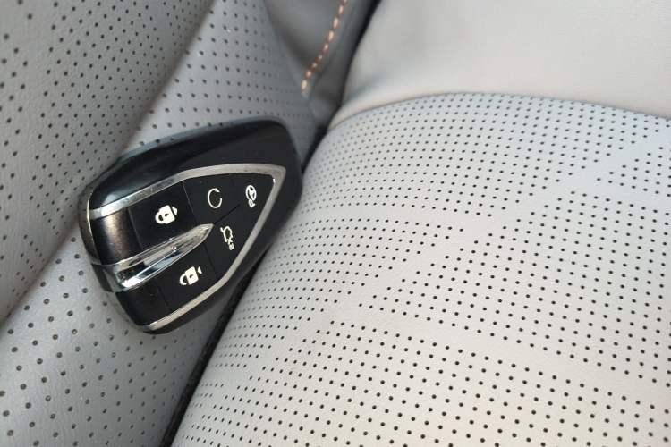 Used CHANGAN UNI-T 2022 1.5T Flagship Edition Vehicle Key