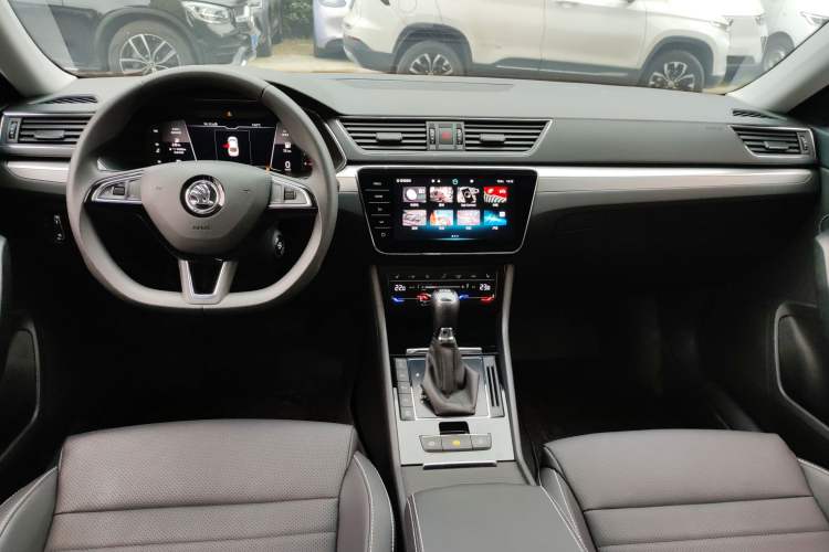 Used Skoda Superb 2024 TSI280 DSG Luxury Edition
