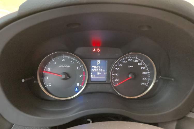 Used Subaru XV 2014 2.0i Luxury Edition
