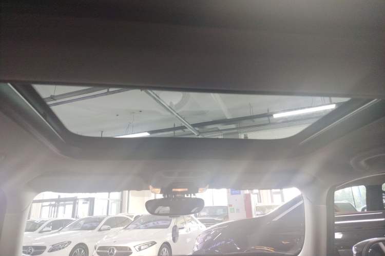 Used MINI MINI 2019 1.5T COOPER Artist