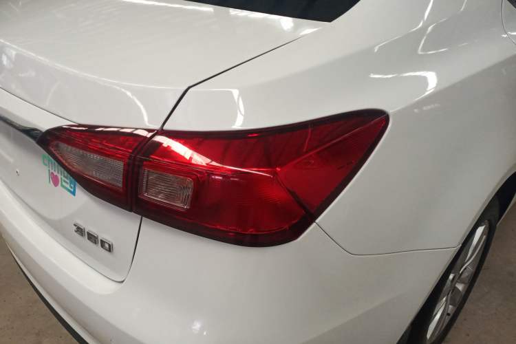 Used Roewe 360 2015 1.5L Automatic Luxury Edition