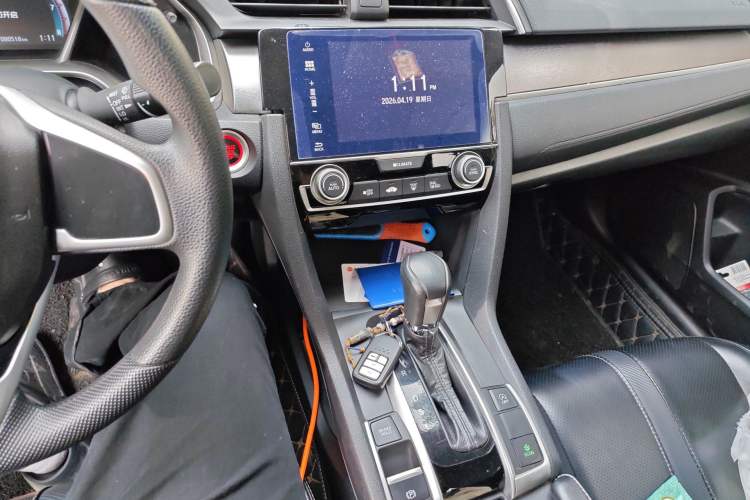 Used Honda Civic 2016 220TURBO CVT Luxury Edition
