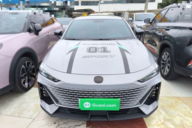 Used CHANGAN UNI-V iDD 2023 ZhiDian iDD 1.5T 113km Smart & Fun Version
