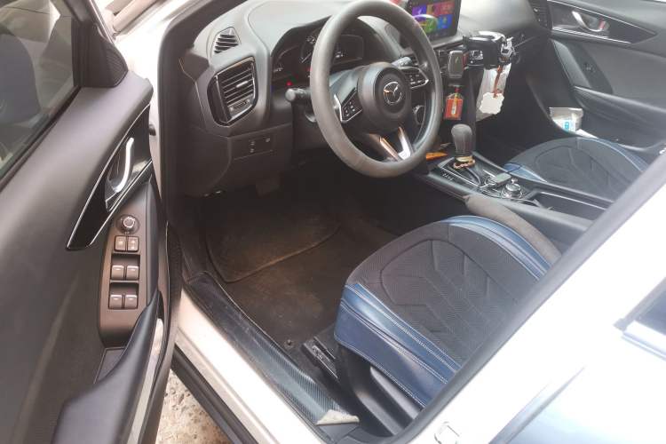 Used Mazda CX-4 2021 2.0L Automatic Two-Wheel Drive Blue Sky Dynamic Edition