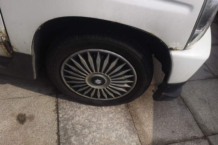 Used Suzuki Wagon R 2016 1.4L Manual Value Model Right Front Wheel Hub