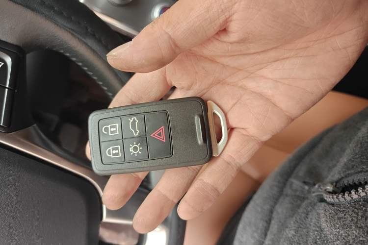 Used Volvo S60 2019 S60L Facelift T5 Intelligent Advanced Edition
