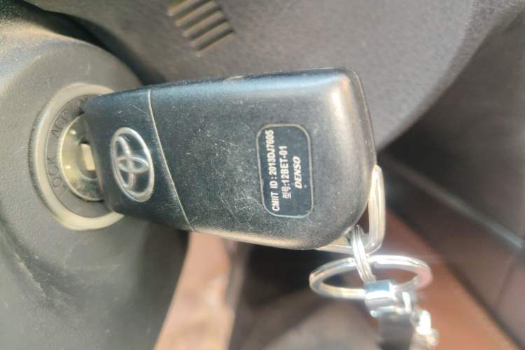 Used Toyota Corolla 2014 1.6L CVT GL
