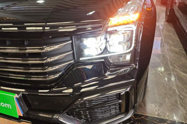 Used GAC Trumpchi GS8 2021 390T Two-Wheel-Drive Dark Knight Edition
