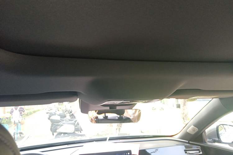 Used BYD Qin L 2025 DM-i Smart Drive 120KM Leading Model