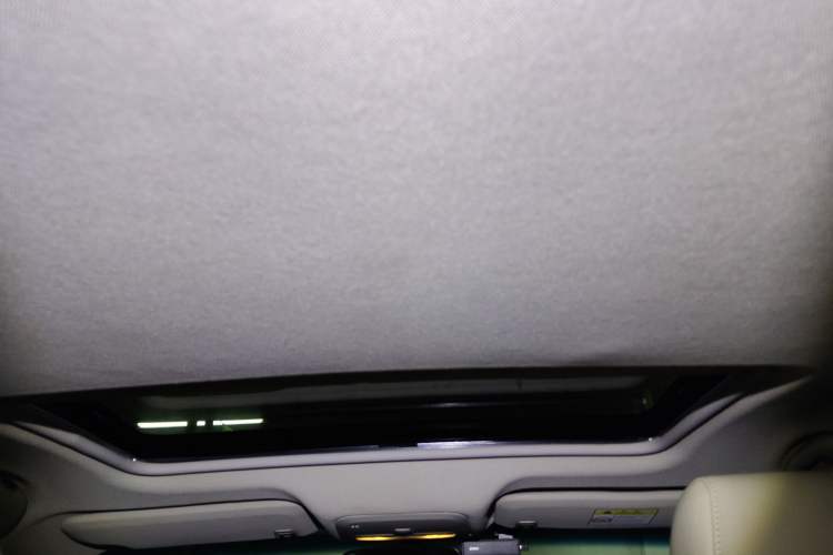 Used Buick GT 2016 15N Automatic Elite Edition Headliner