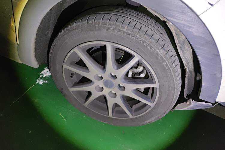 Used Dayun Yuehu 2021 Revised Version 32.85 kWh Two-Wheel Drive Sprite Edition
