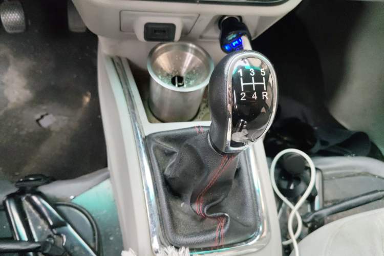 Used Jinbei New Hiace S 2021 1.5L Wealth Model Non-Air-Conditioned Version National VI Standard SWC15M Gear Lever