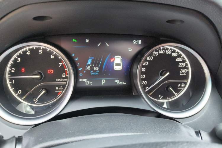 Used Toyota Camry 2023 2.0G Luxury Edition
