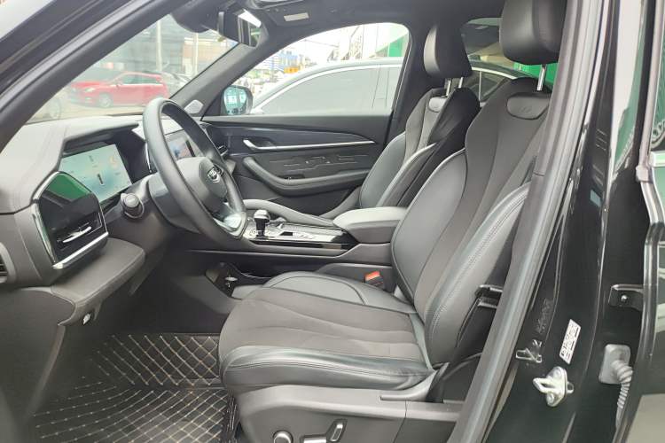 Used Geely Auto Monjaro L 2024 2.0TD High-Power Automatic Two-Wheel Drive Skyline Edition
