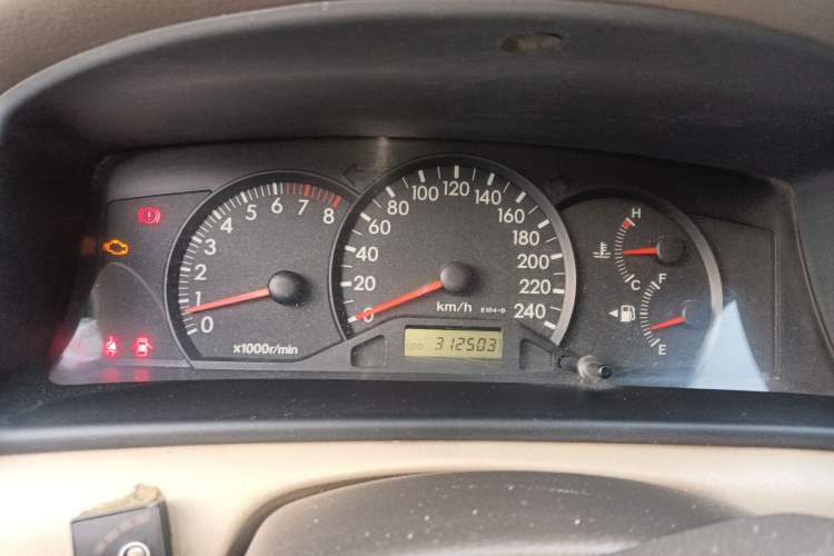 Used Toyota Corolla EX 2011 1.6L Manual Luxury Edition